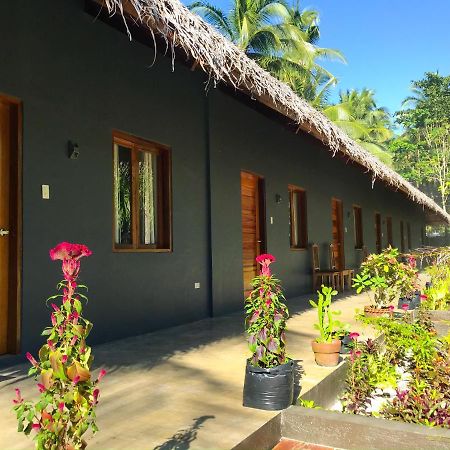 Bayud Boutique Resort 卢纳将军城 外观 照片